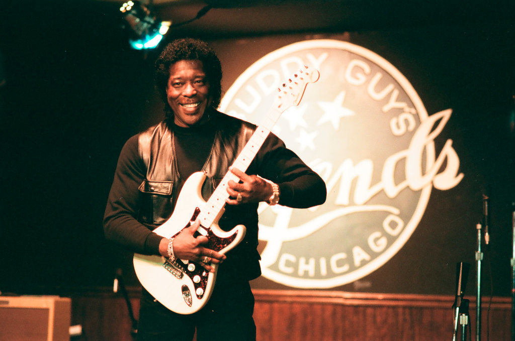 Buddy Guy wins Grammy - Chicago Sun-Times
