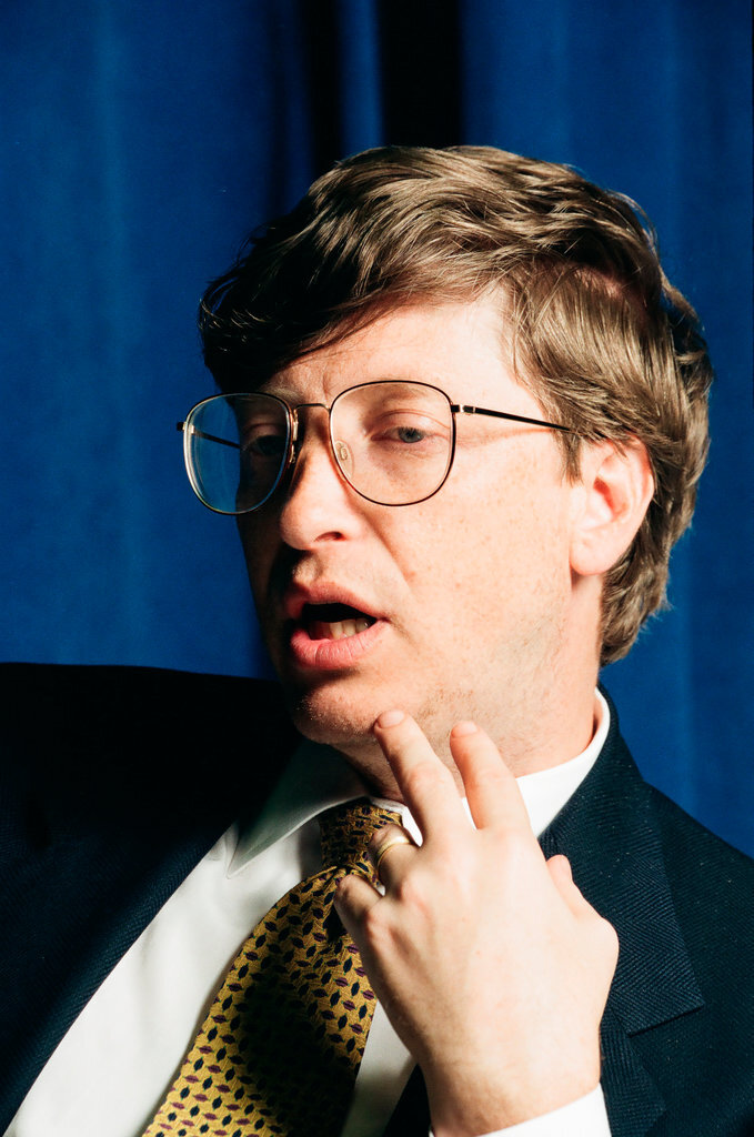 Bill Gates speaks at Library - Chicago Sun-Times