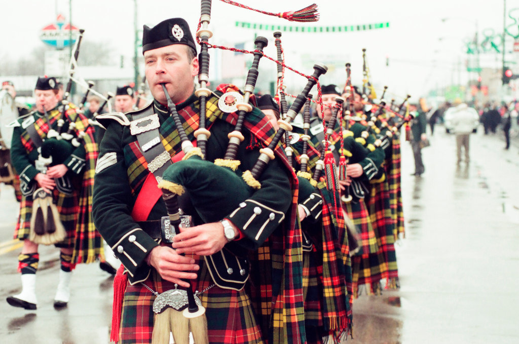 Pat Buchanan in parade - Chicago Sun-Times