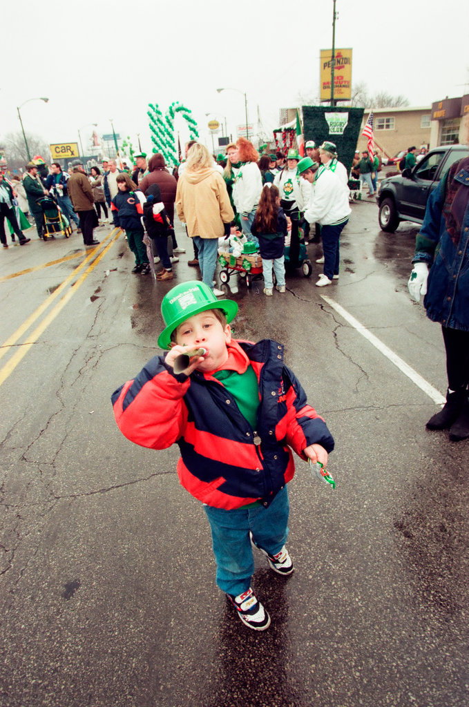 Pat Buchanan in parade - Chicago Sun-Times