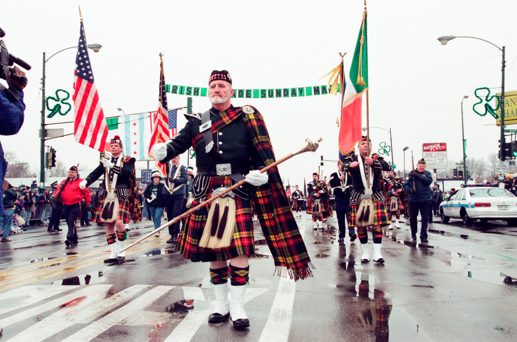Pat Buchanan in parade - Chicago Sun-Times