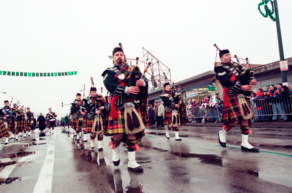 Pat Buchanan in parade - Chicago Sun-Times