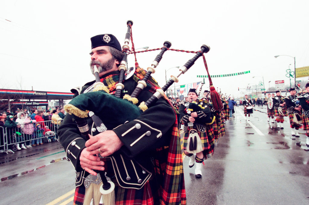 Pat Buchanan in parade - Chicago Sun-Times