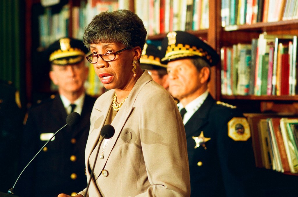 Mayor Daley addresses school safety - Chicago Sun-Times