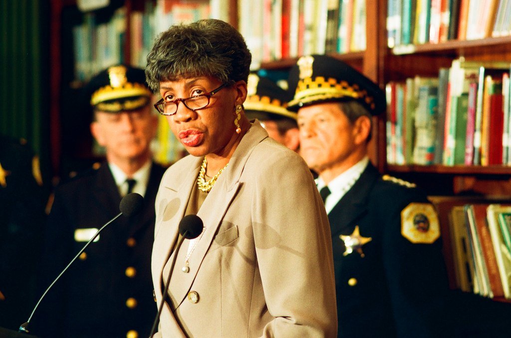 Mayor Daley addresses school safety - Chicago Sun-Times