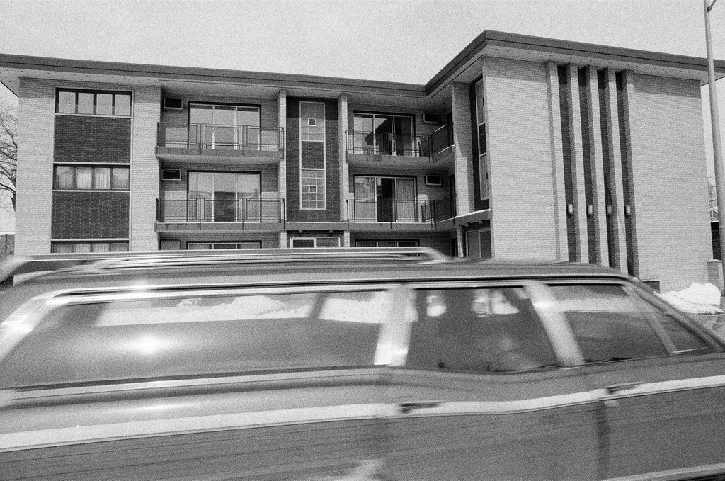 Marquette Park apartments - Chicago Sun-Times
