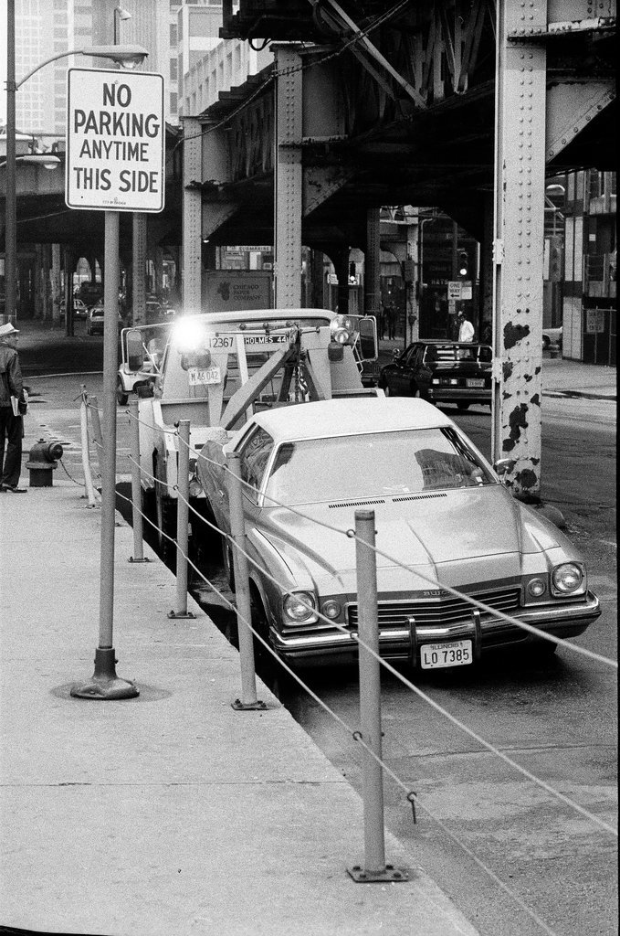 Traffic at Wacker and Wells - Chicago Sun-Times