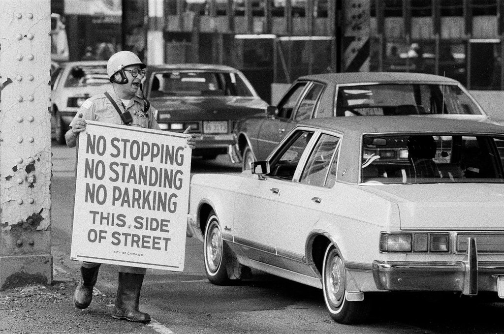 Traffic at Wacker and Wells - Chicago Sun-Times