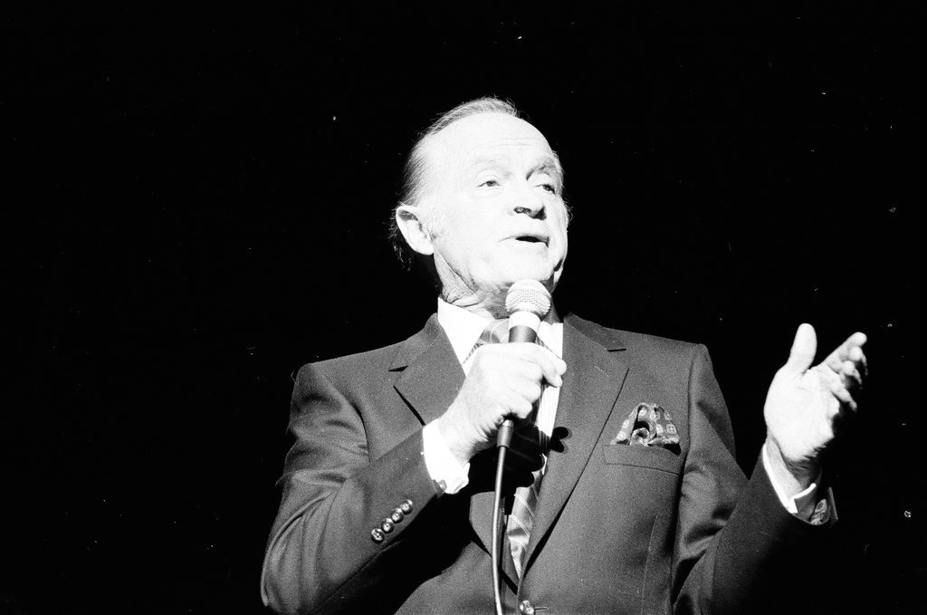 Bob Hope at Chicago Theater - Chicago Sun-Times