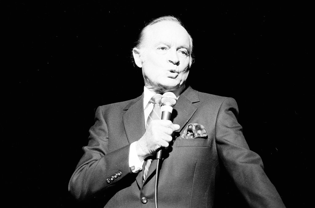 Bob Hope at Chicago Theater - Chicago Sun-Times
