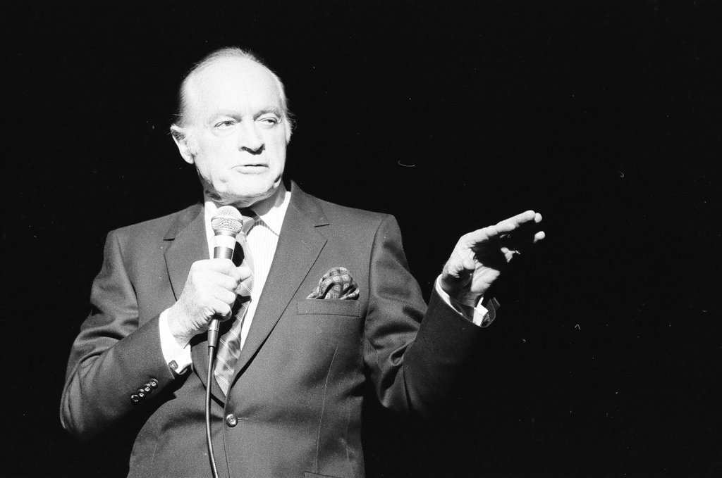 Bob Hope at Chicago Theater - Chicago Sun-Times