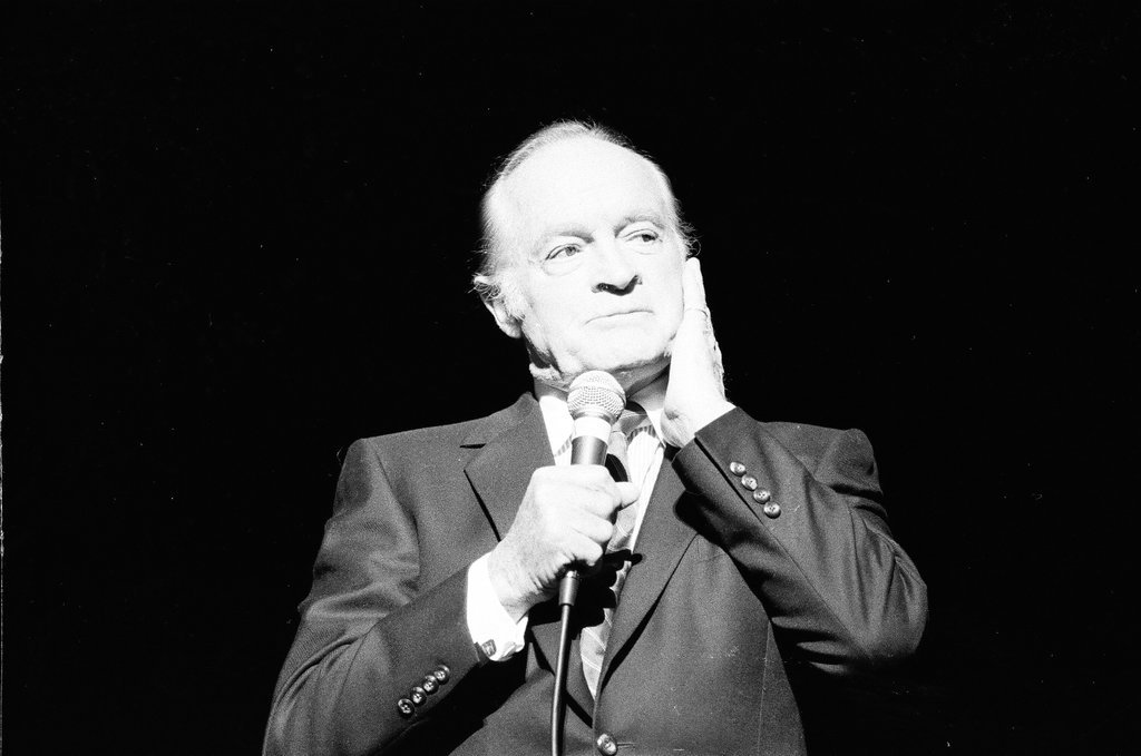 Bob Hope at Chicago Theater - Chicago Sun-Times