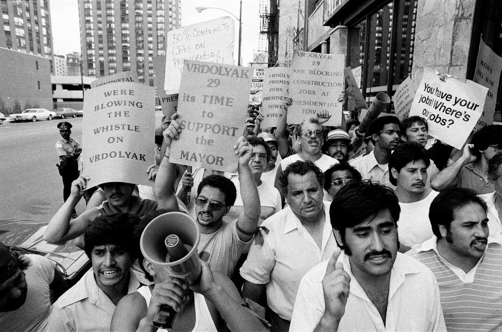 Protests against Vrdolyak 29 - Chicago Sun-Times