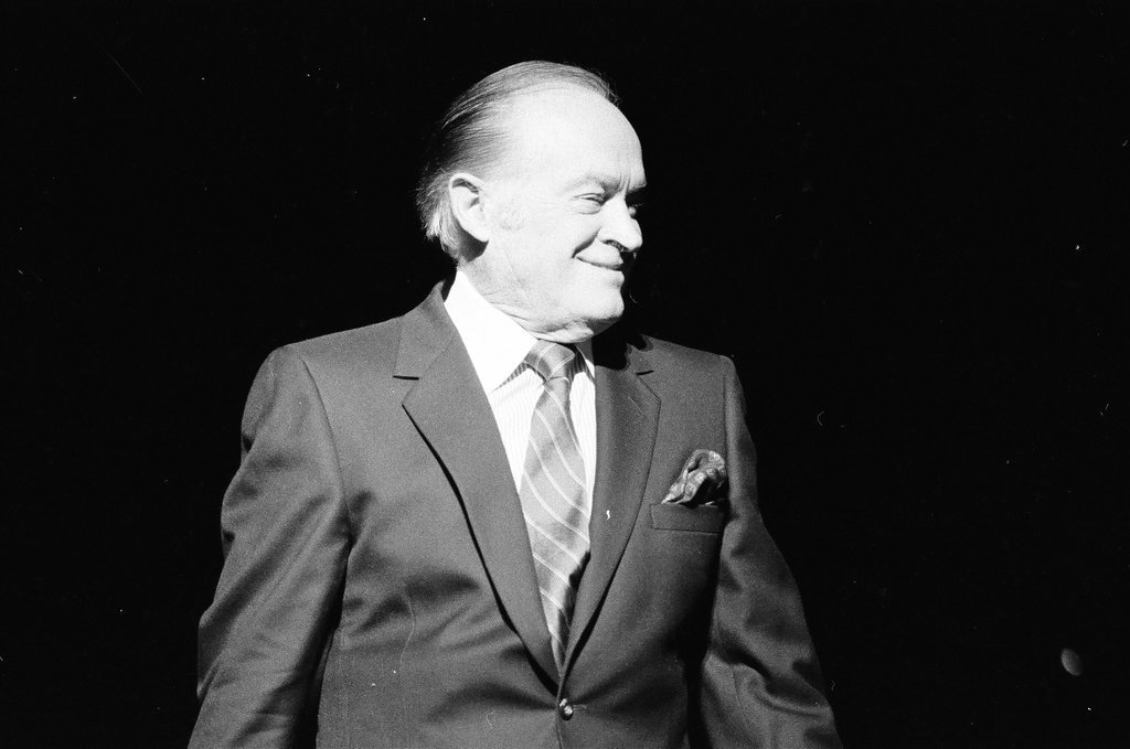 Bob Hope at Chicago Theater - Chicago Sun-Times