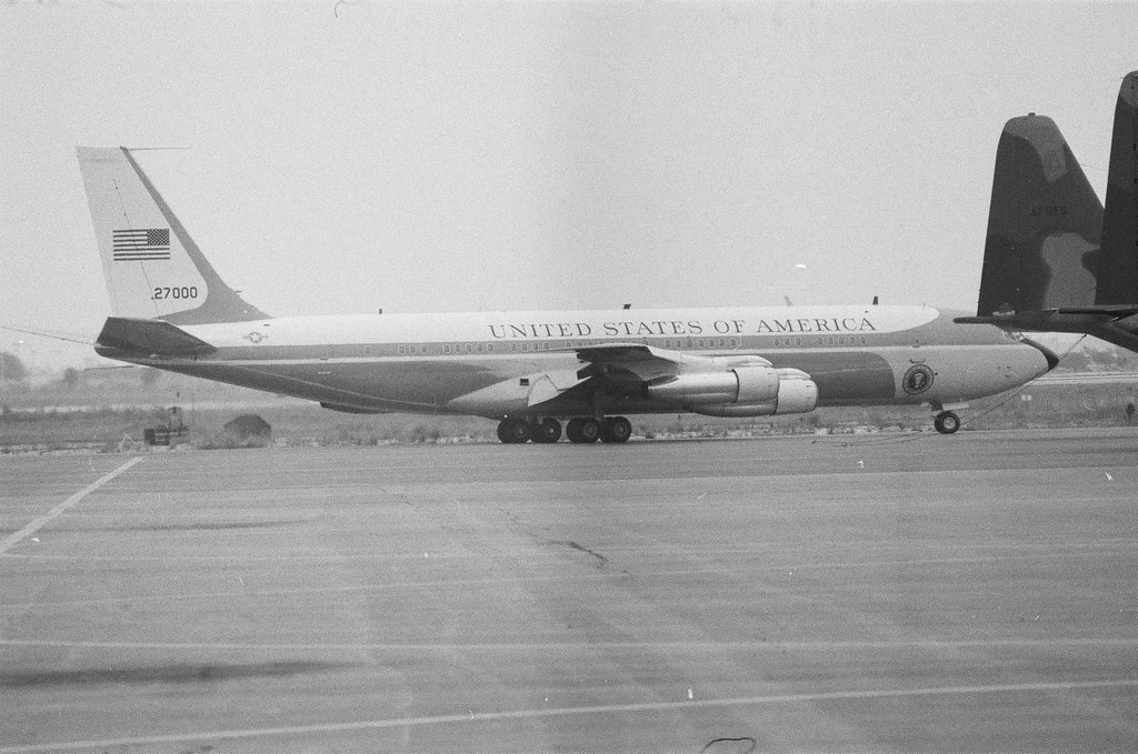 President Reagan leaves Chicago - Chicago Sun-Times