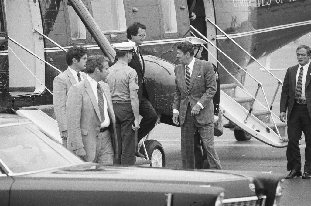 President Reagan leaves Chicago - Chicago Sun-Times