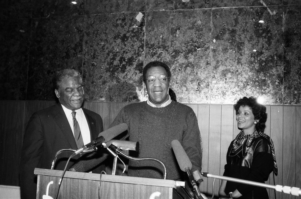 Bill Cosby honored by Mayor Washington - Chicago Sun-Times