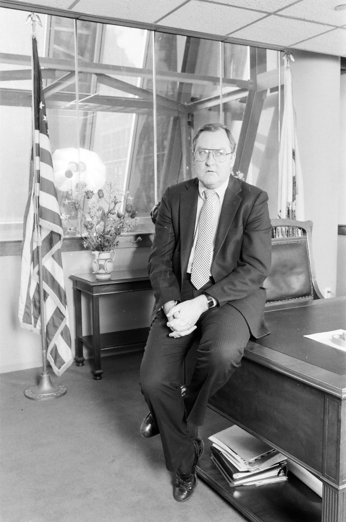 Thompson, James Governor - Chicago Sun-Times