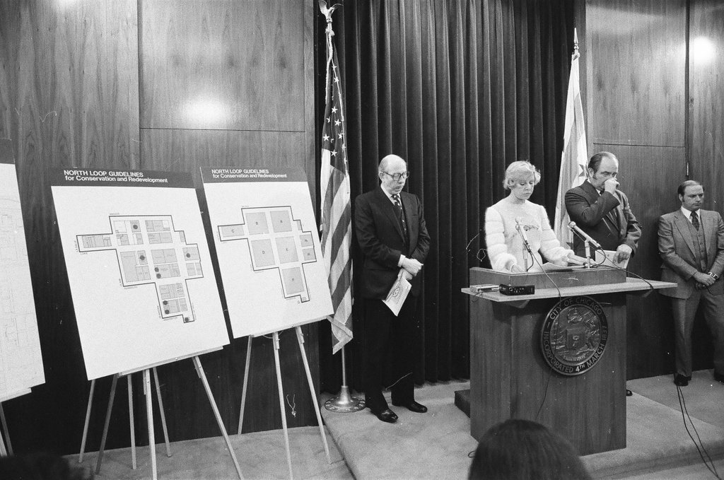 Jane Byrne announces North Loop plans - Chicago Sun-Times