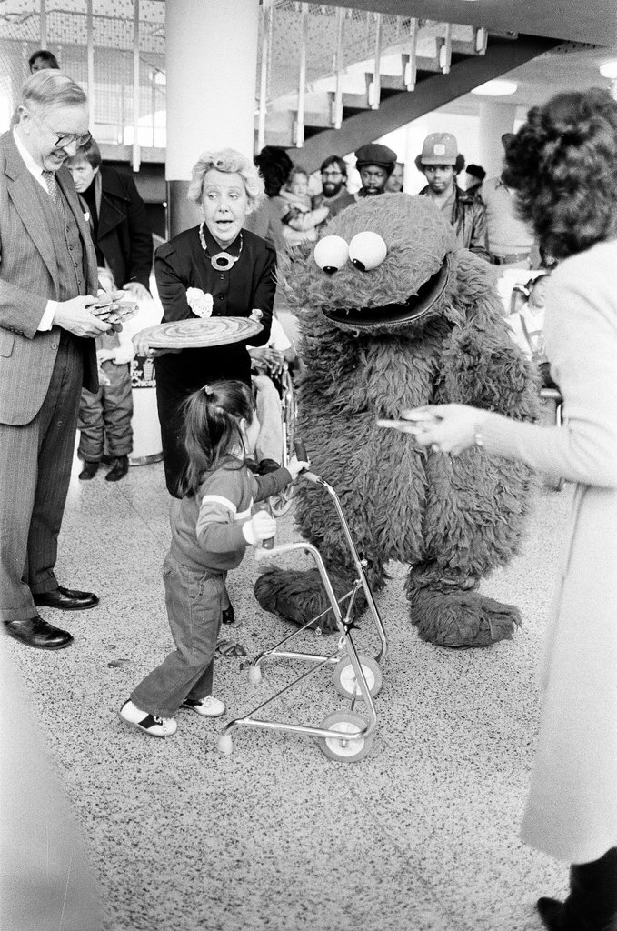 Sesame Street characters at Meigs Field - Chicago Sun-Times