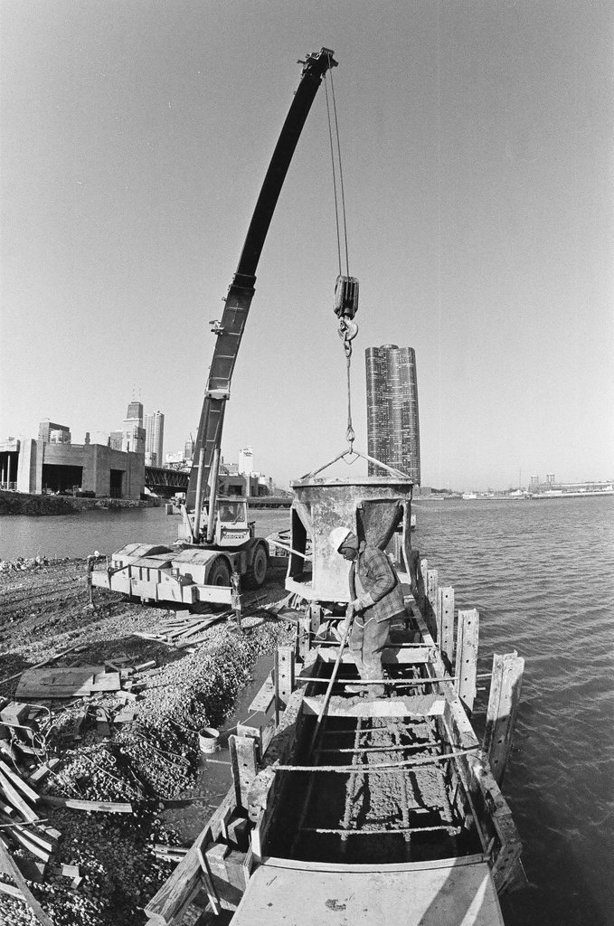 Straightening out Lake Shore Drive S-curve - Phil Velasquez for Chicago Sun-Times