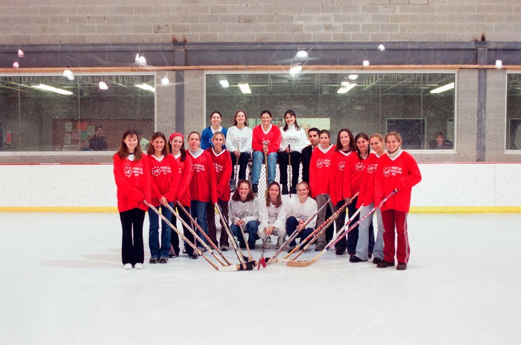 Latin School girls ice hockey - Chicago Sun-Times