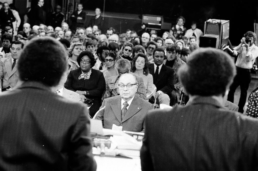 Federal gun control hearing at WTTW - Chicago Sun-Times