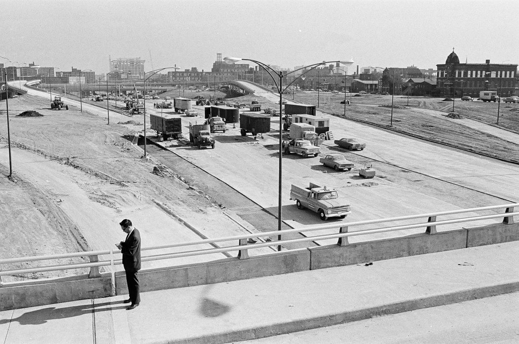 Stevenson Expressway construction - Chicago Sun-Times