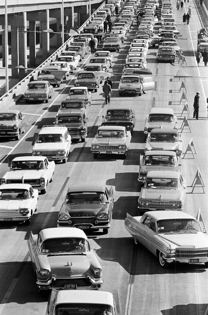 Southwest Expressway opens - Chicago Sun-Times