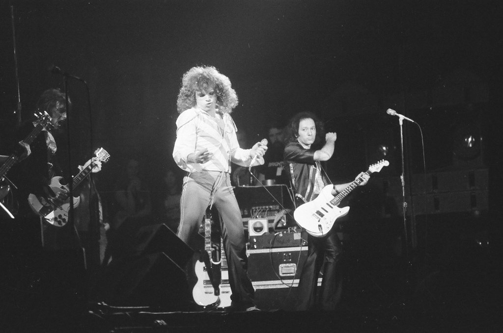 Starz in concert - Chicago Sun-Times