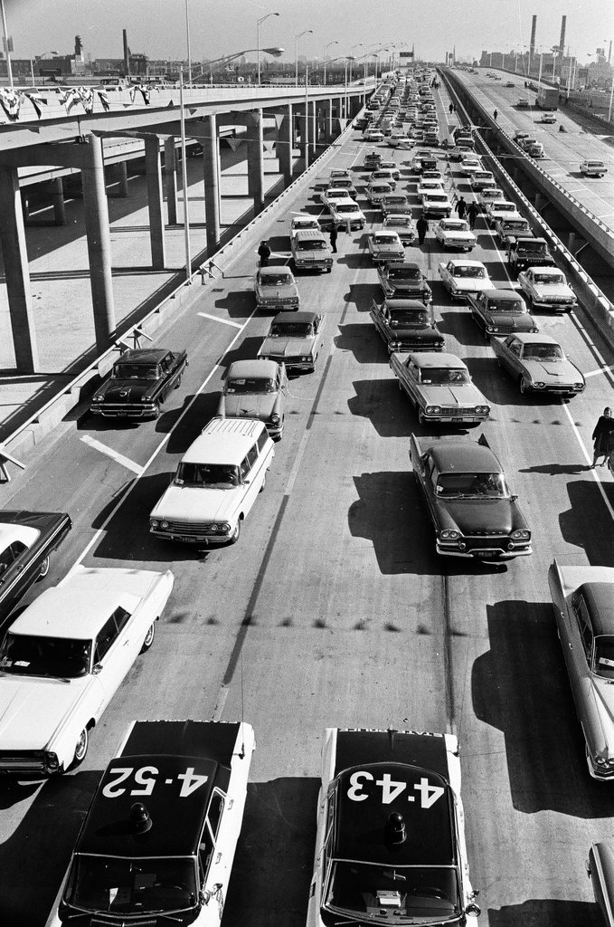 Southwest Expressway opens - Chicago Sun-Times