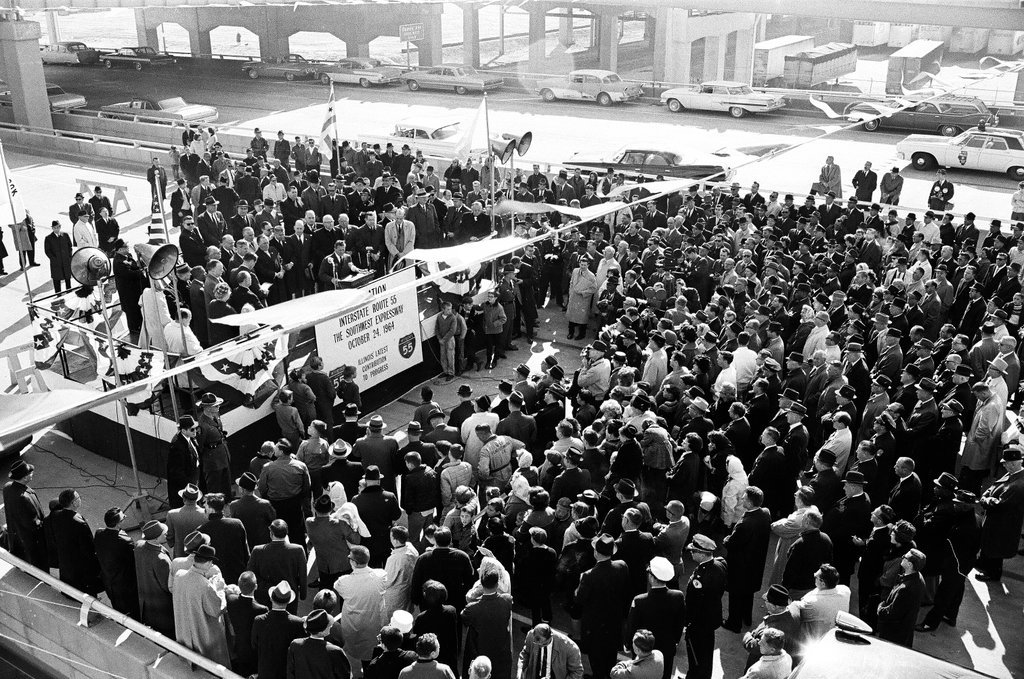 Southwest Expressway opens - Chicago Sun-Times