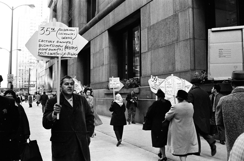 Northwest side residents protest Expressway - Chicago Sun-Times