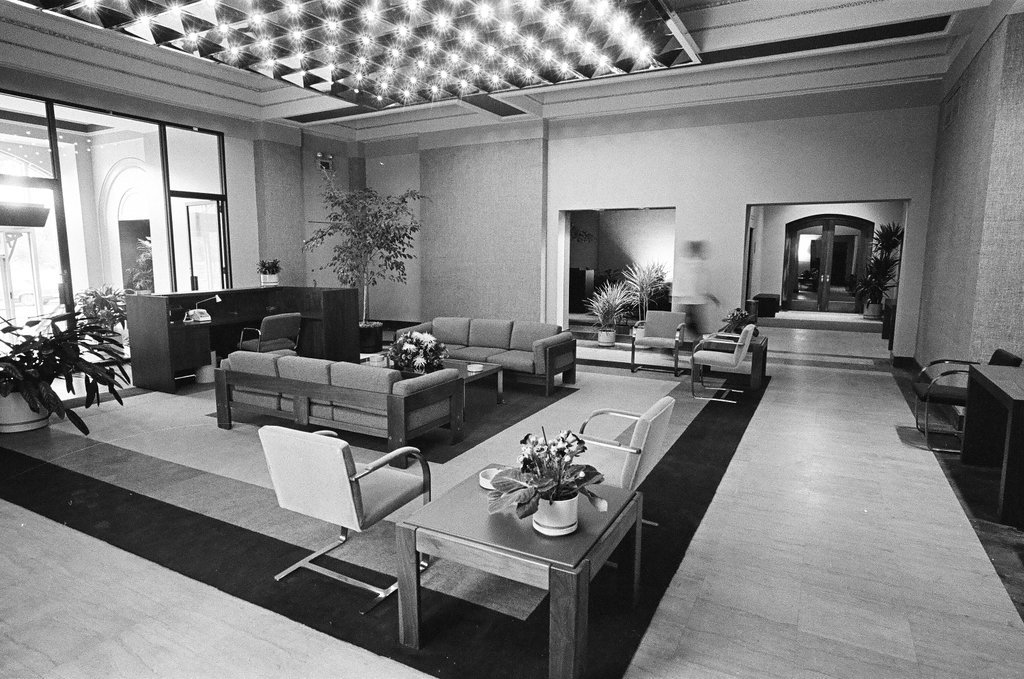 Hampton House condo building - Chicago Sun-Times