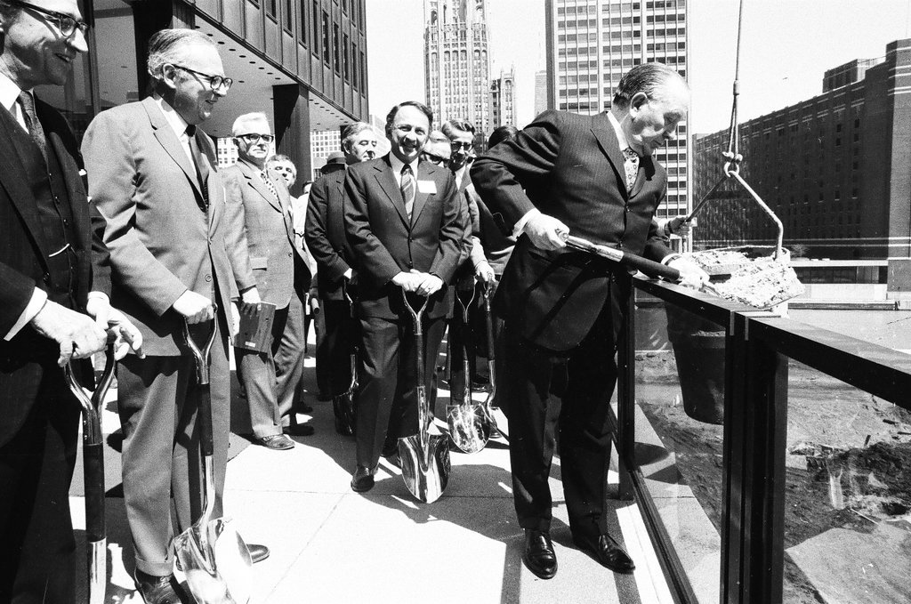 Mayor Daley at new Hyatt Regency - Chicago Sun-Times