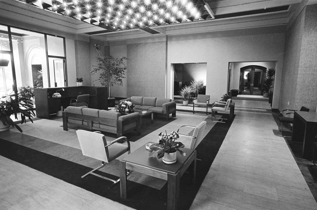 Hampton House condo building - Chicago Sun-Times