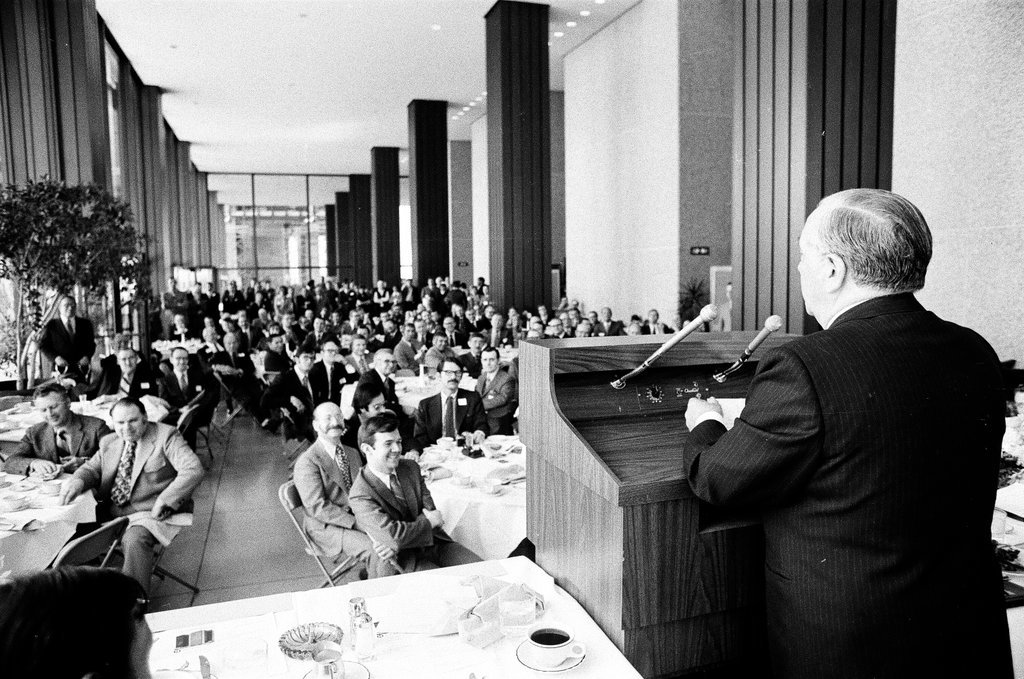 Mayor Daley at new Hyatt Regency - Chicago Sun-Times