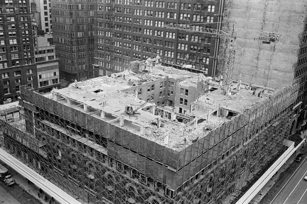 Morrison Hotel demolished - Chicago Sun-Times