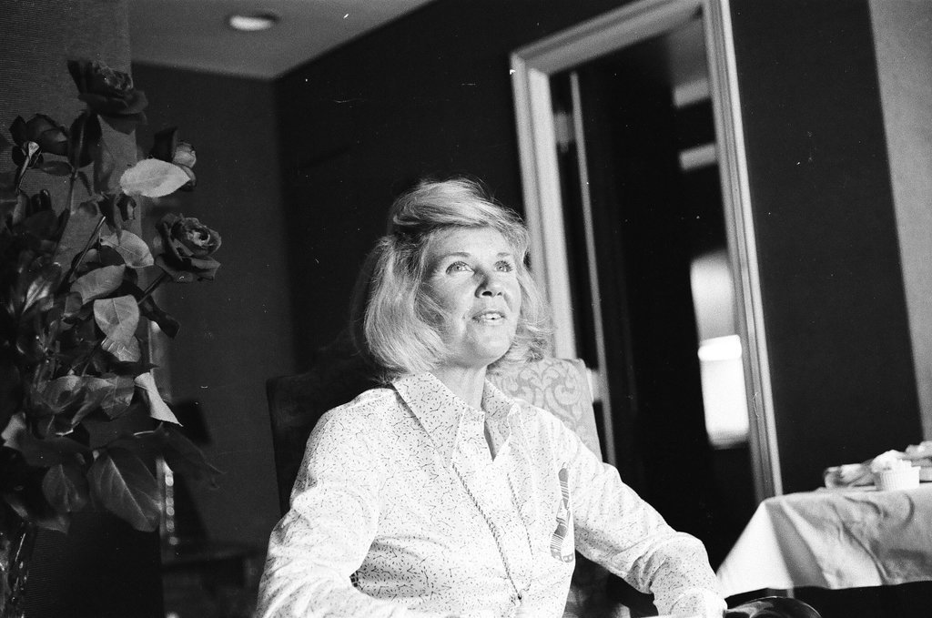 Doris Day at Drake Hotel - Peters (Clarence or Pete) for Chicago Sun-Times