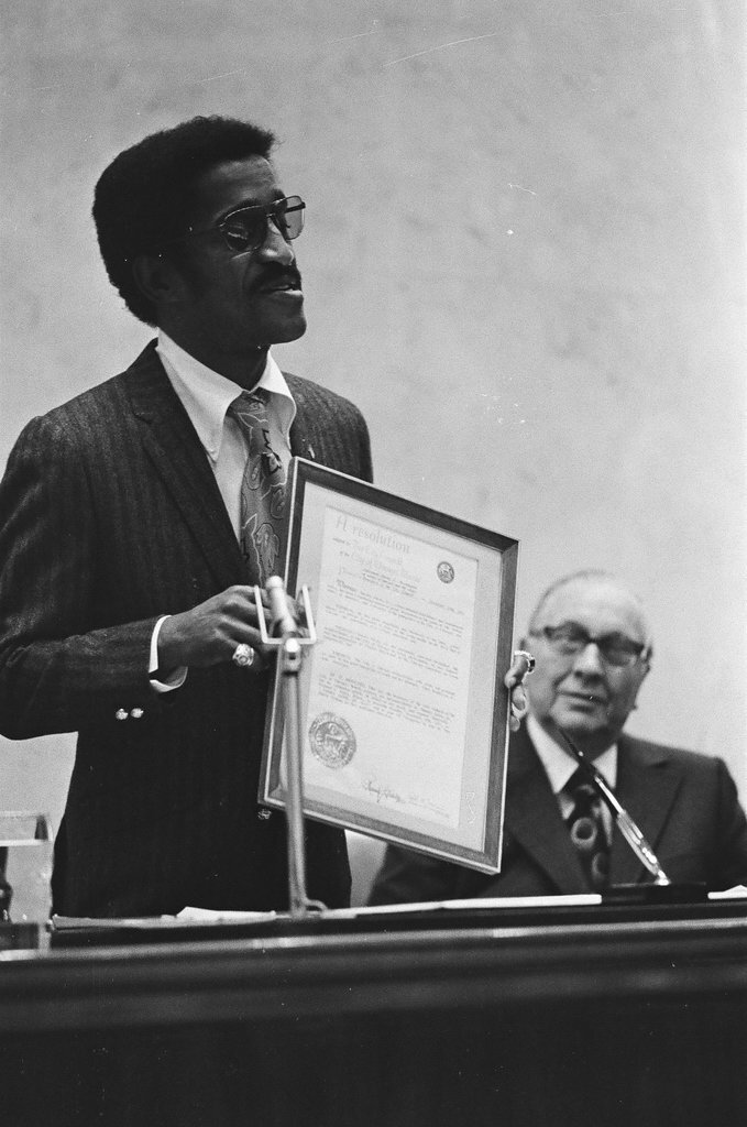 Sammy Davis Jr. Day proclaimed - Fred Stein for Chicago Daily News