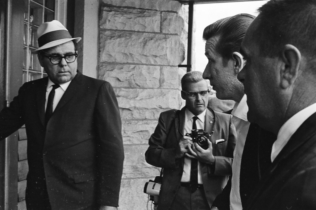 Statesville warden awaits arrival of Richard Speck - Henry Herr Gill for Chicago Sun-Times