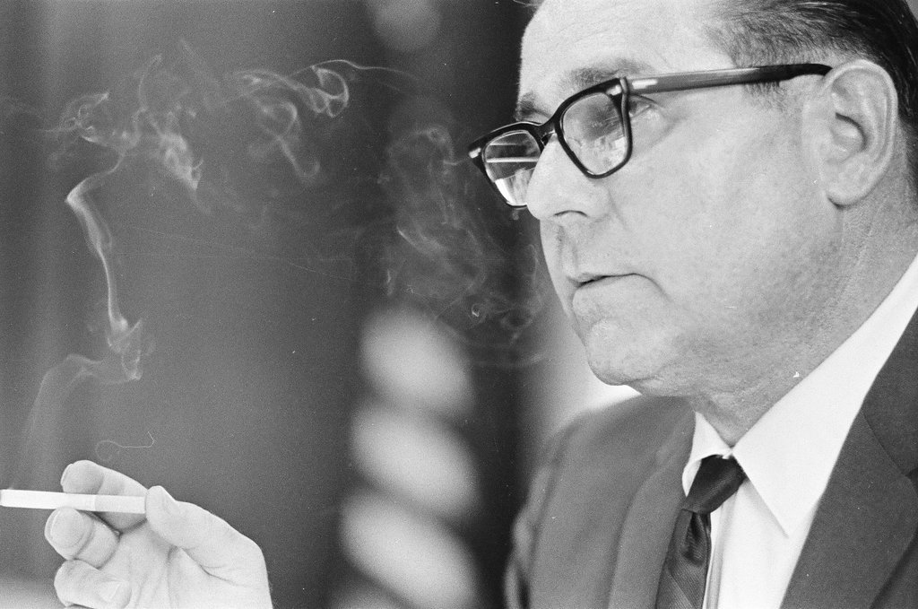 Statesville warden awaits arrival of Richard Speck - Henry Herr Gill for Chicago Sun-Times
