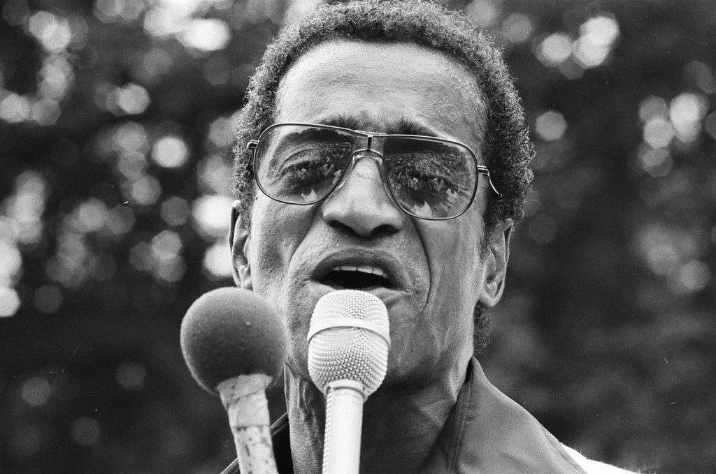 Sammy Davis Jr. in Lincoln Park - James DePree for Chicago Sun-Times