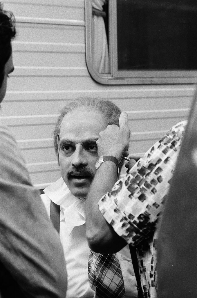 Freddie Prinze films movie in Chicago - Peters (Clarence or Pete) for Chicago Sun-Times