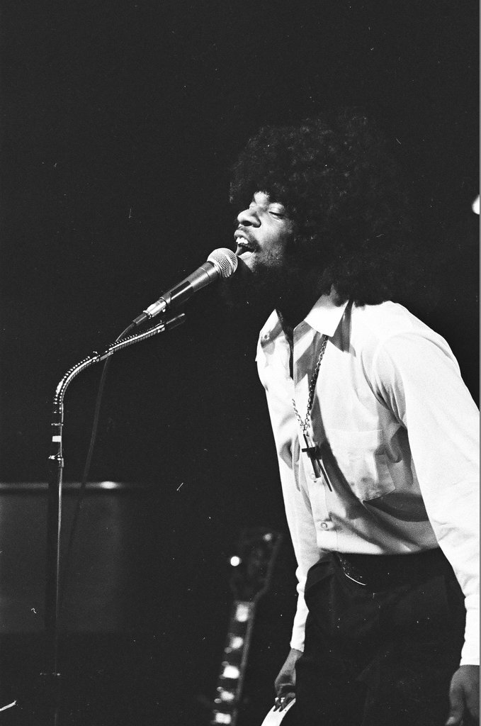 Billy Preston in concert - Edmund Jarecki for Chicago Sun-Times