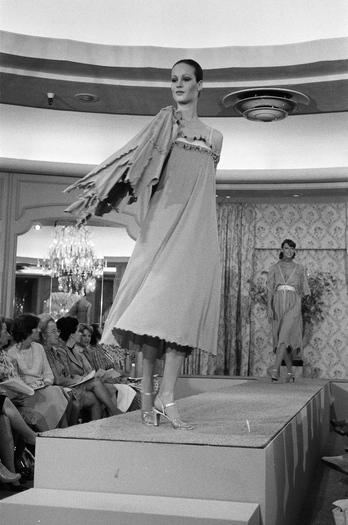 Zandra Rhodes in Fields fashion show - Peters (Clarence or Pete) for Chicago Sun-Times