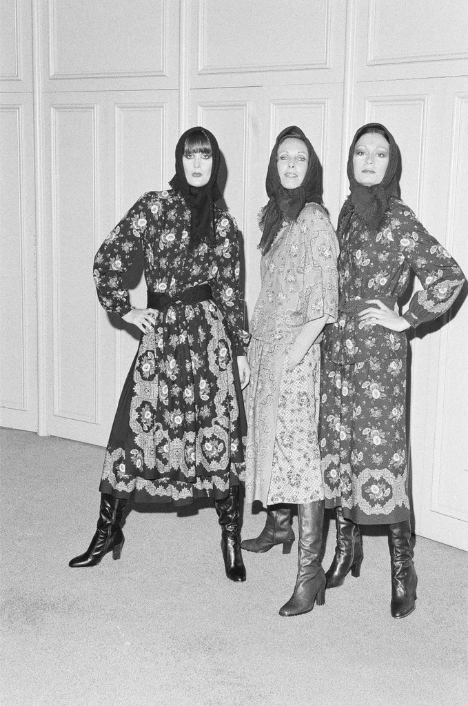 Zandra Rhodes in Fields fashion show - Peters (Clarence or Pete) for Chicago Sun-Times