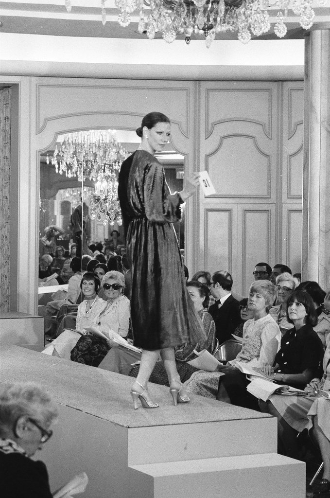 Zandra Rhodes in Fields fashion show - Peters (Clarence or Pete) for Chicago Sun-Times