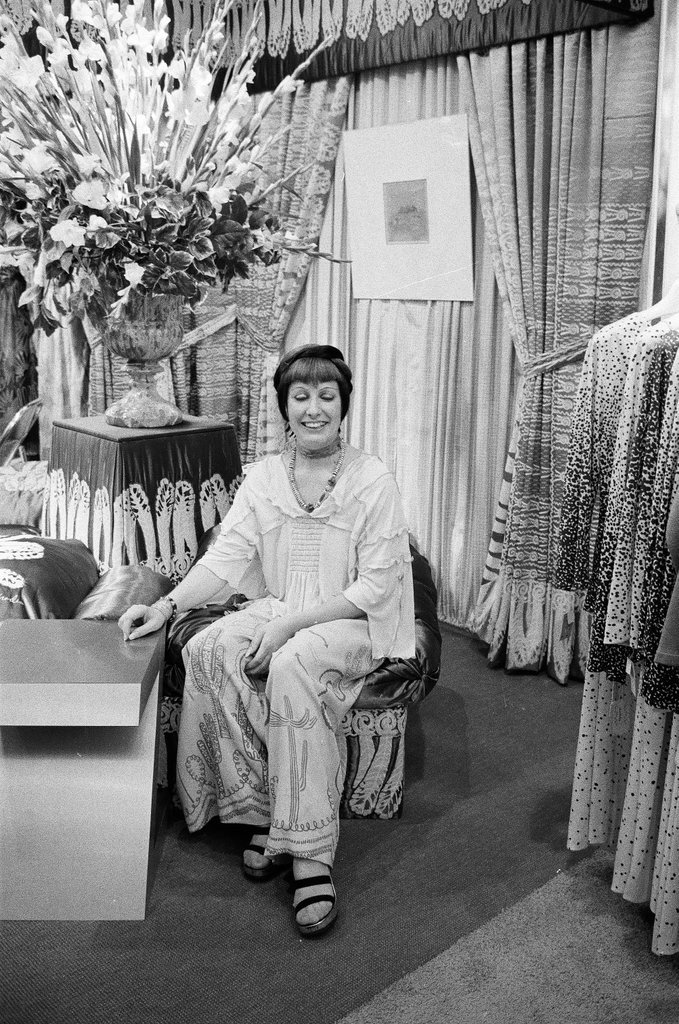 Zandra Rhodes in Fields fashion show - Peters (Clarence or Pete) for Chicago Sun-Times