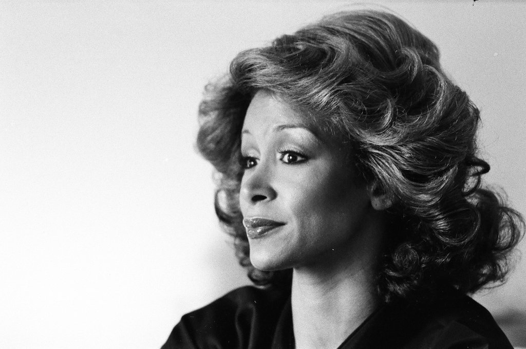 Singer Freda Payne - Bob (Robert) Black for Chicago Sun-Times